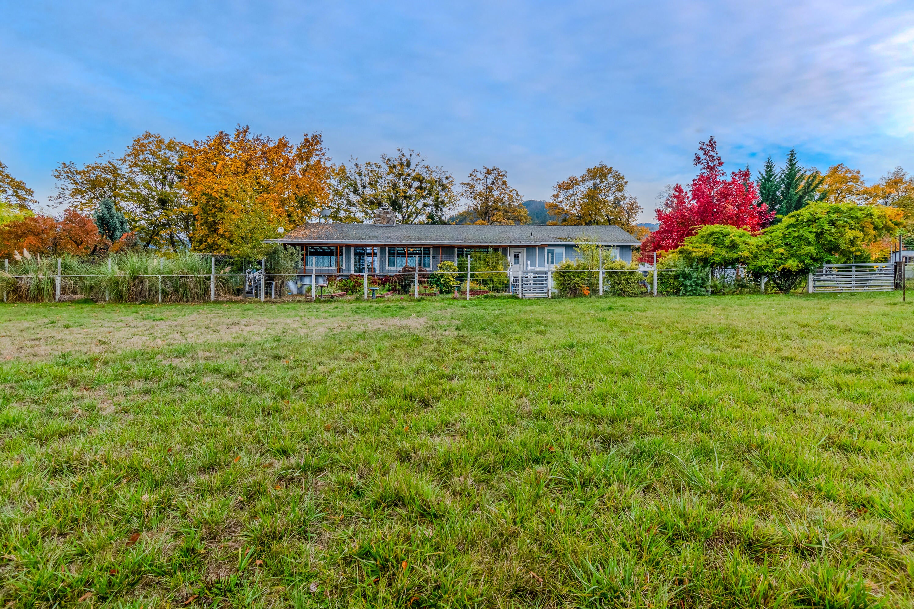 8192 Yank Gulch Road Talent, OR 97540 - Photo 27 of 34 Property