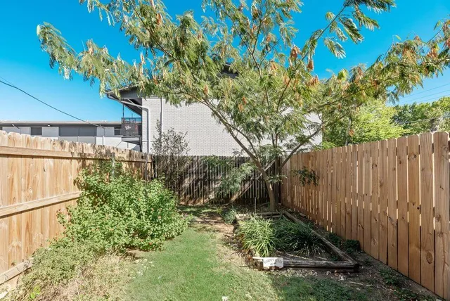 $1,695 | 648 South Rogers Road, Unit 650, Irving, TX 75060