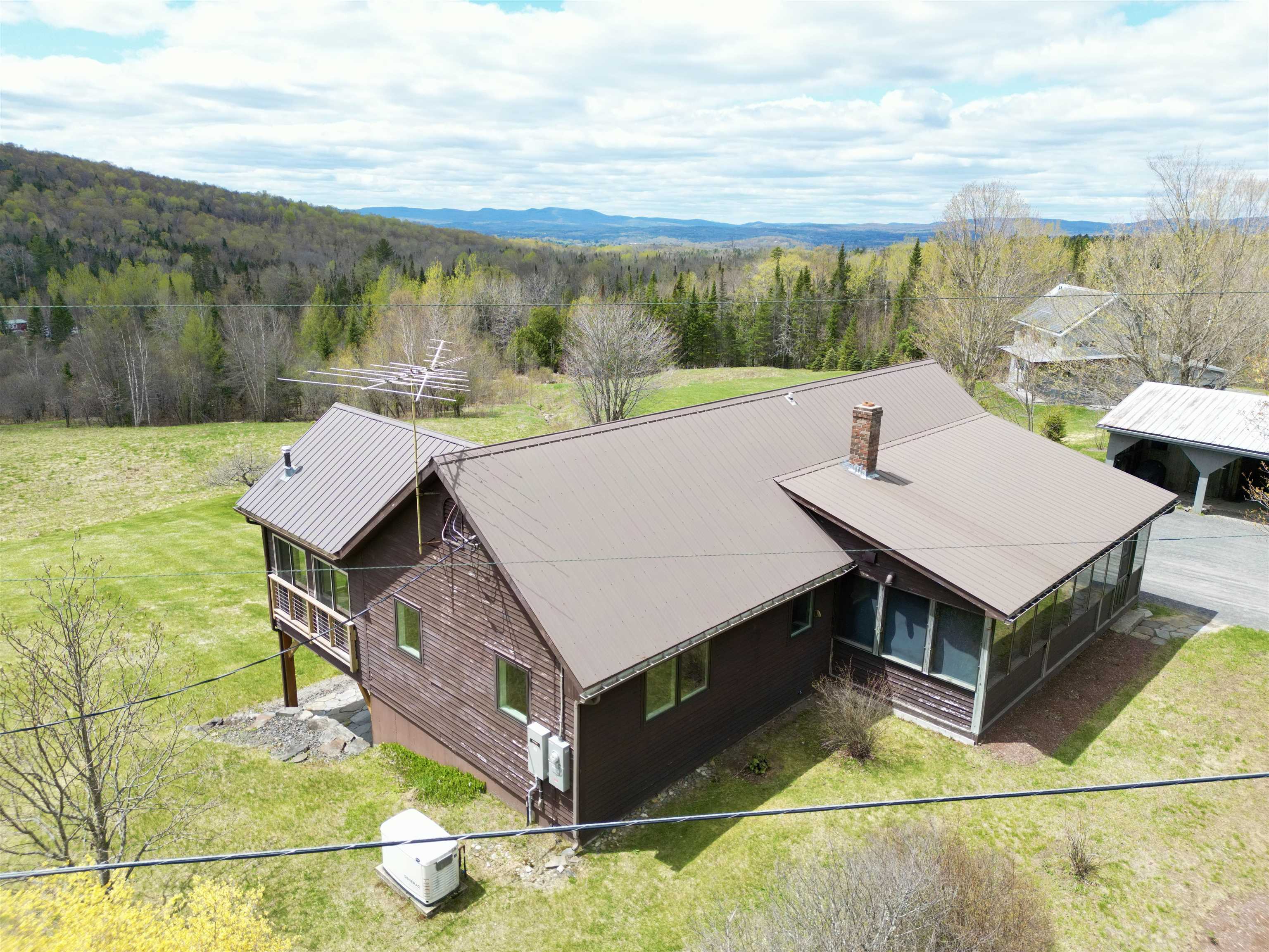 1333 Pinkham Road Burke, VT 05832 - Photo 4 of 29