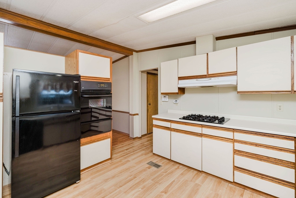 4 Emerald Place Raynham, MA 02767 - Photo 14 of 37