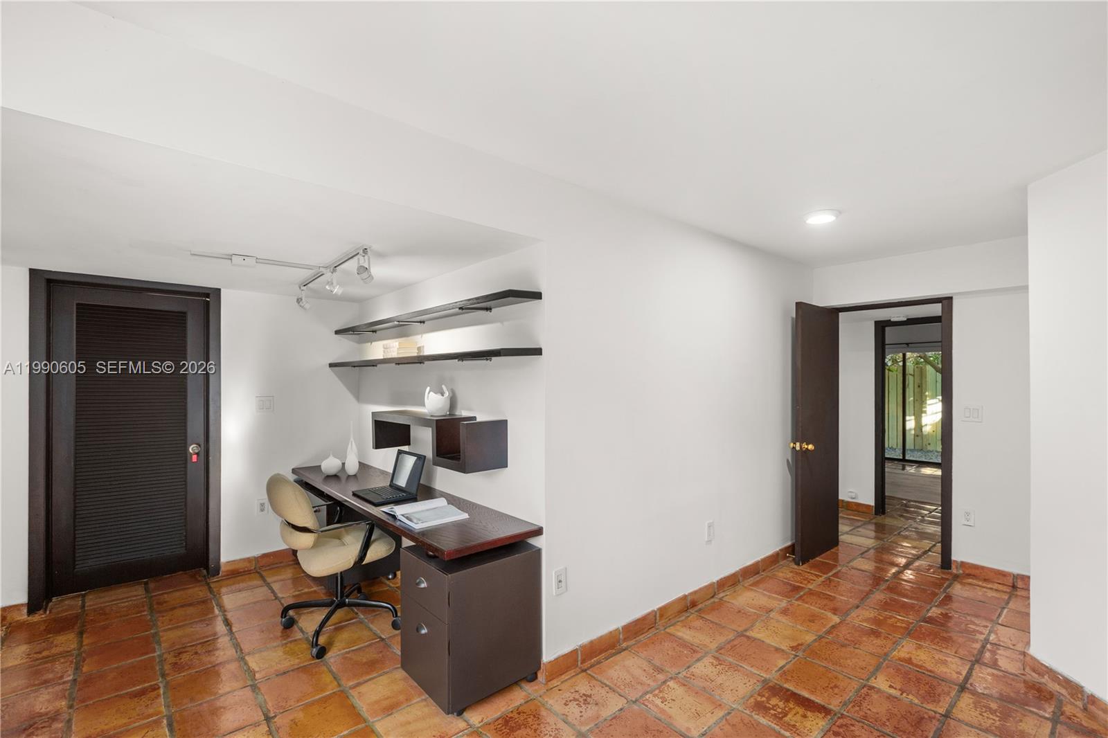 3520 Rockerman Road Miami, FL 33133 - Photo 36 of 68