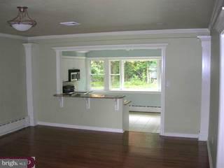 27 Johnson Road Lawrenceville, NJ 08648 - Photo 3 of 6