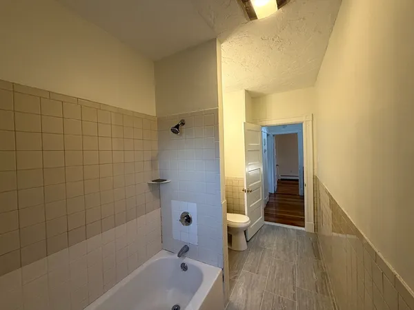 $2,800 | 55 Scammell Street, Unit 2, Quincy, MA 02169