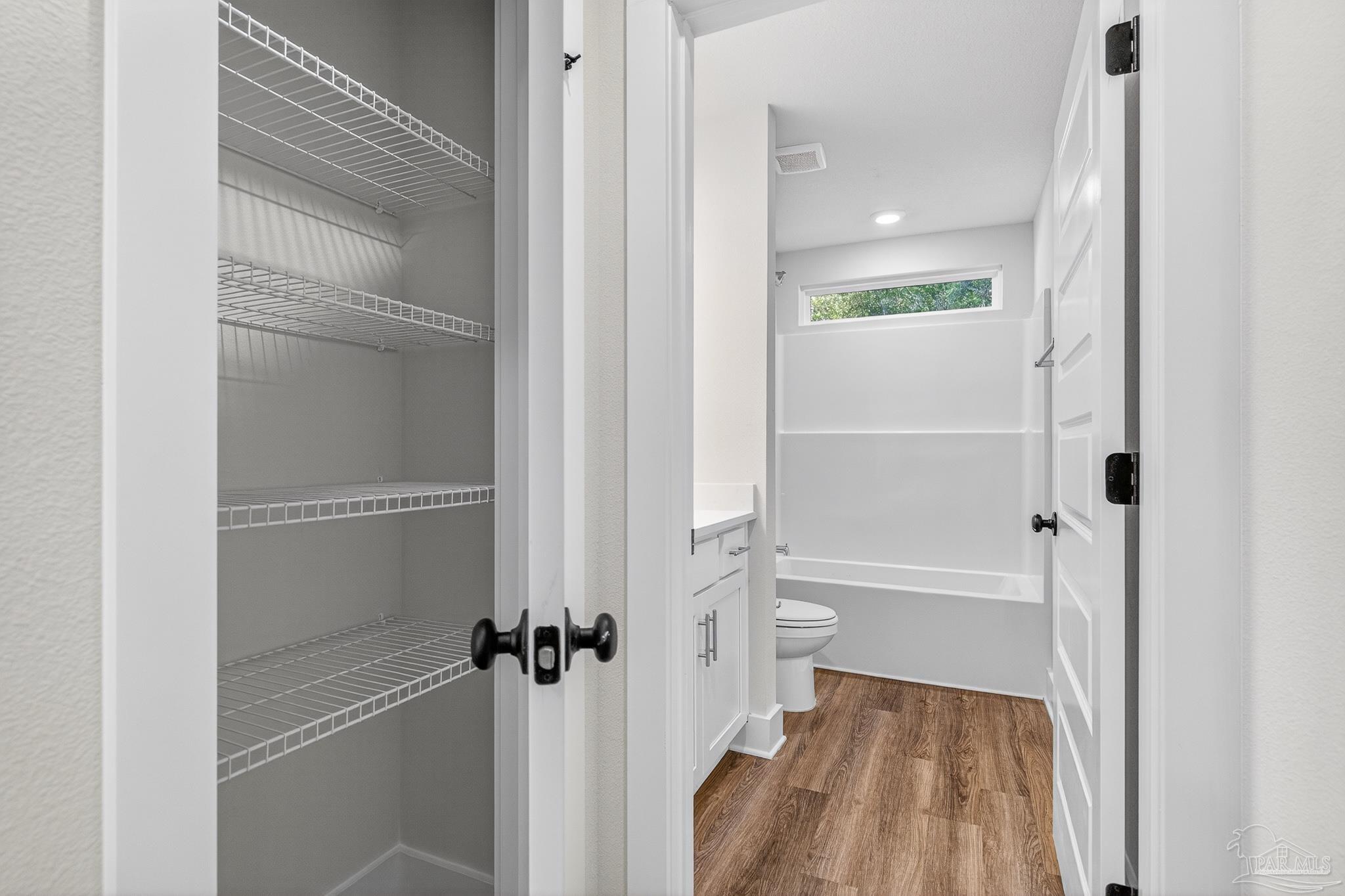 1056 Barth Road Molino, FL 32577 - Photo 22 of 46 a view of bathroom with bathtub and shower