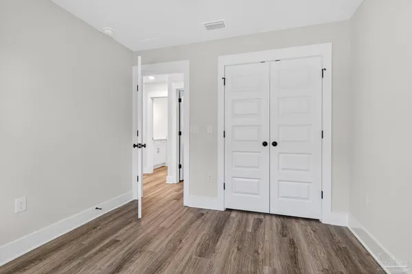 $299,900 | 1056 Barth Road, Molino, FL 32577
