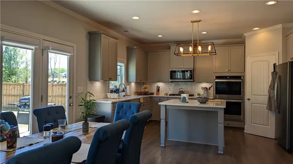 $3,100 | 6870 Rambling, Dawsonville, GA 30534