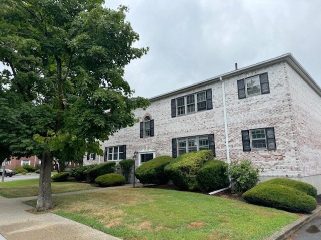 149 Lake Shore Road, Unit 2 Boston, MA 02135 - Photo 16 of 16
