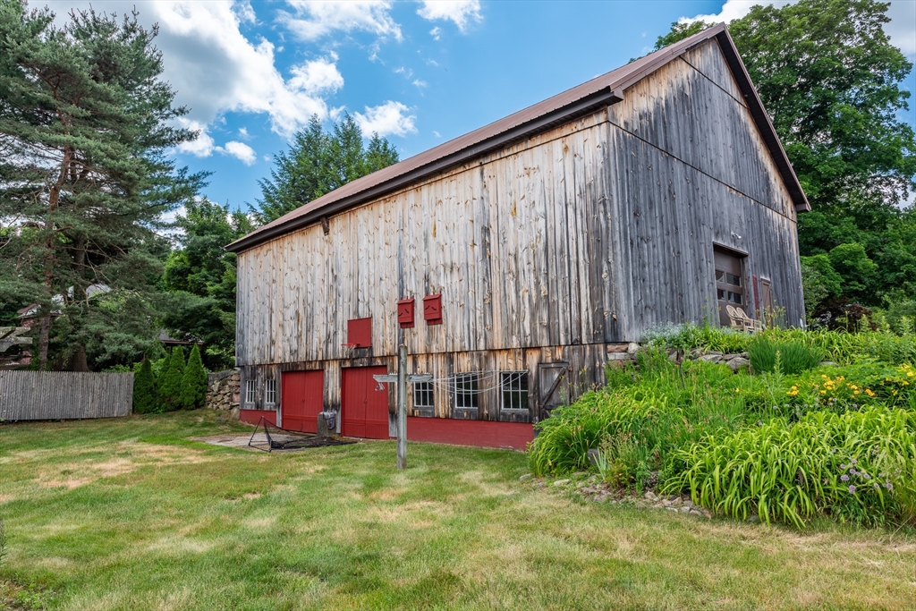 1450 South East Street Amherst, MA 01002 - Photo 37 of 40