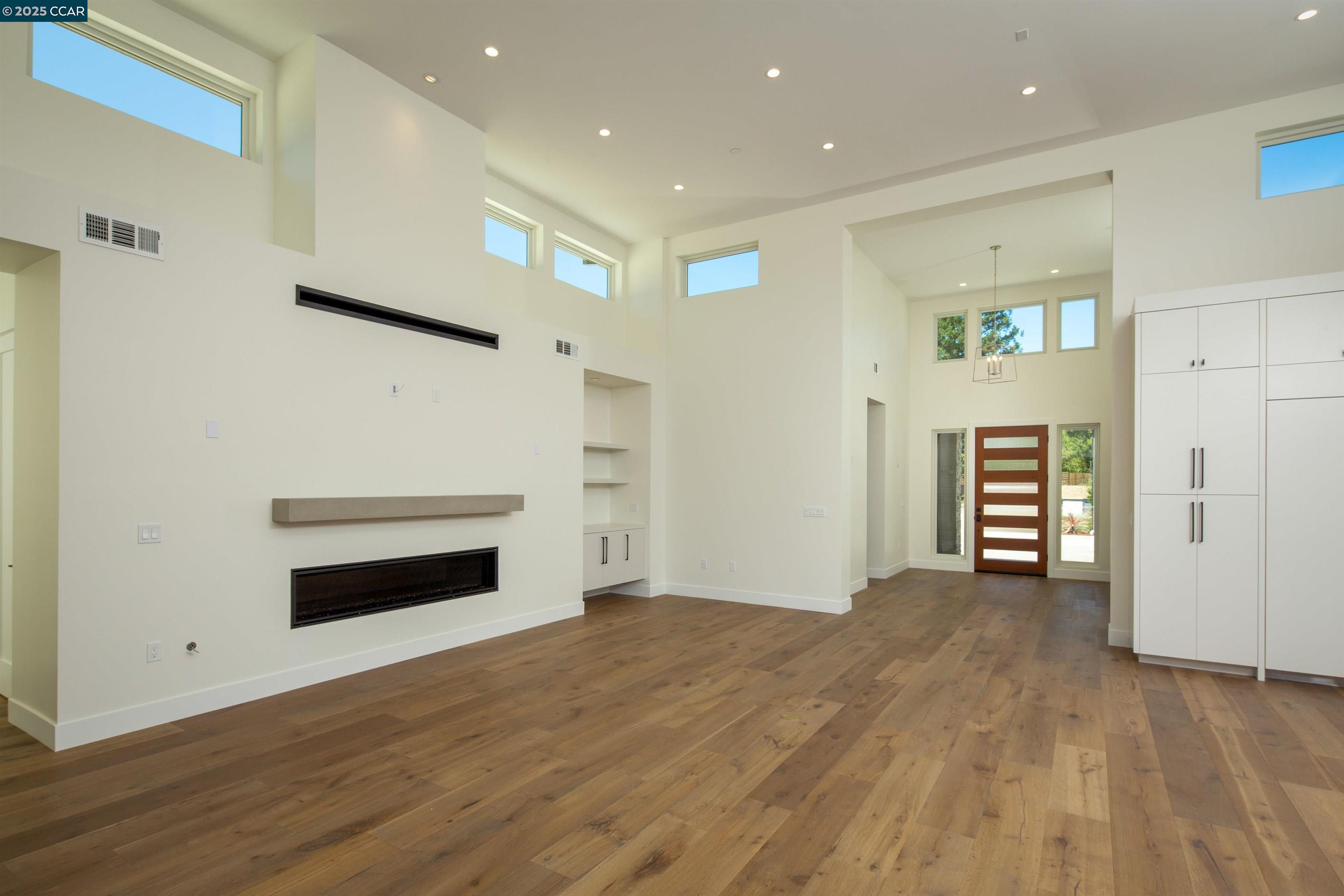 1070 Borrette Lane Napa, CA 94558 - Photo 10 of 28 a view of a livingroom with wooden floor