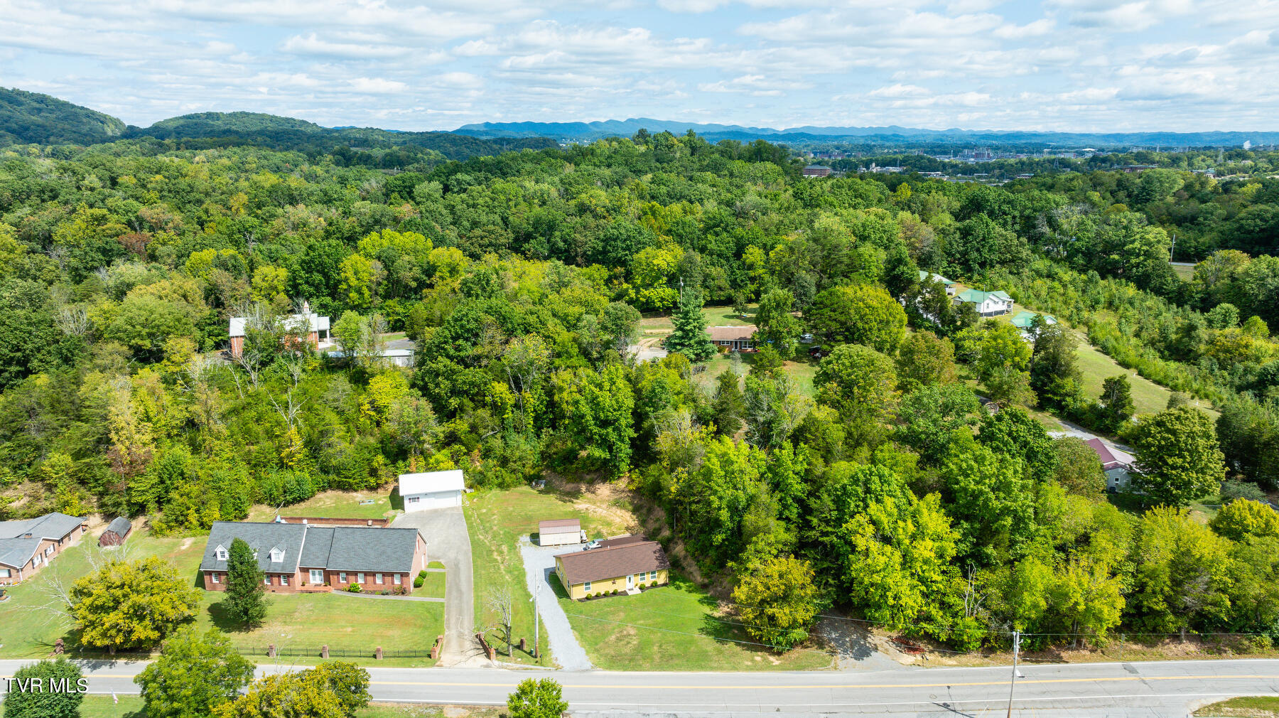 2255 Diana Road Kingsport, TN 37660 - Photo 27 of 29 102