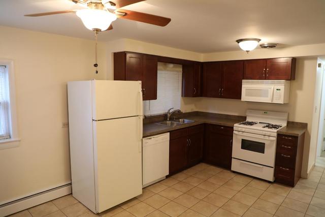 2245 Des Plaines Avenue, Unit E North Riverside, IL 60546 - Photo 5 of 9