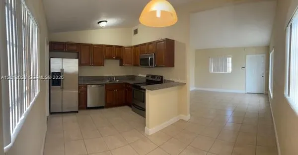 $3,300 | 2325 Hope Street, Hollywood, FL 33020