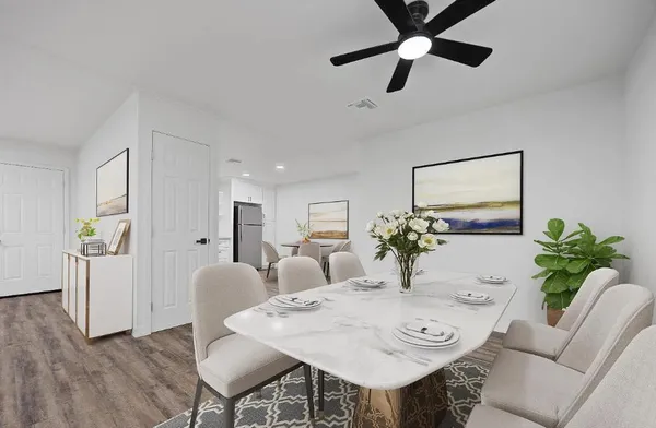 $1,990 | 335 Hickorywood Lane, Unit 335, Bakersfield, CA 93308