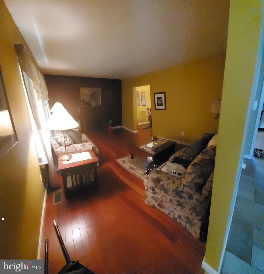 49 Winfield Road Sicklerville, NJ 08081 - Photo 14 of 35 Gallery Image 14