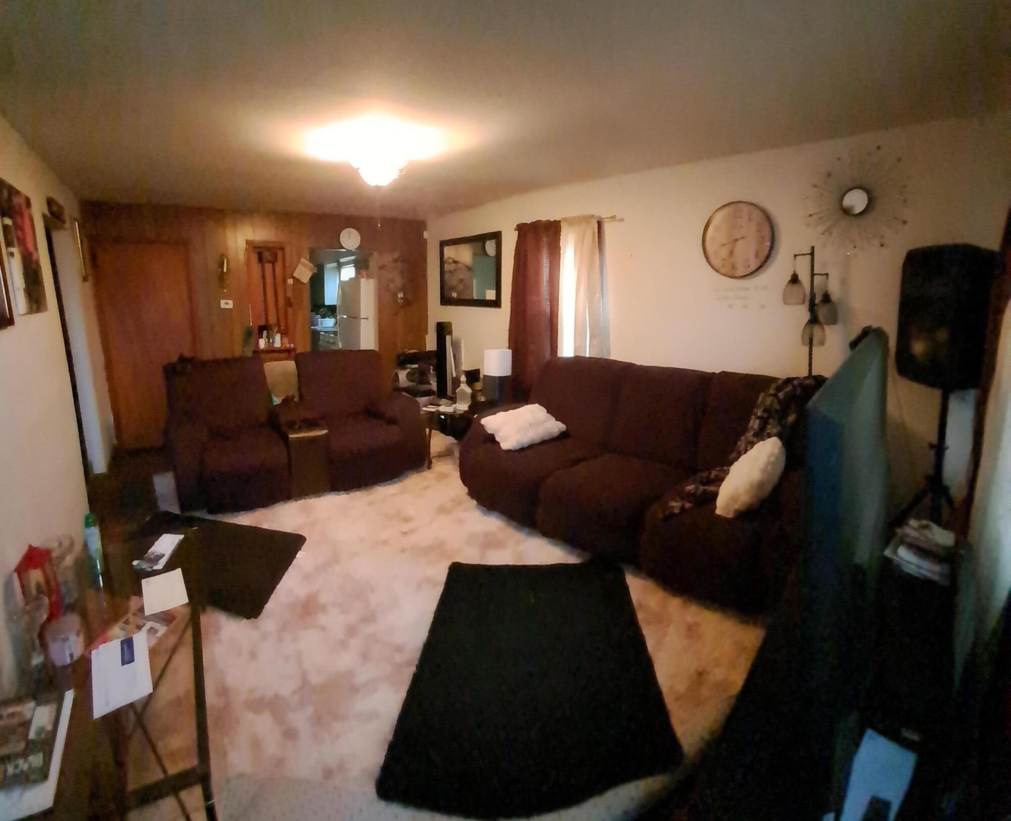 5224 North 47th Street Milwaukee, WI 53218 - Photo 14 of 24 (B) Living Room1