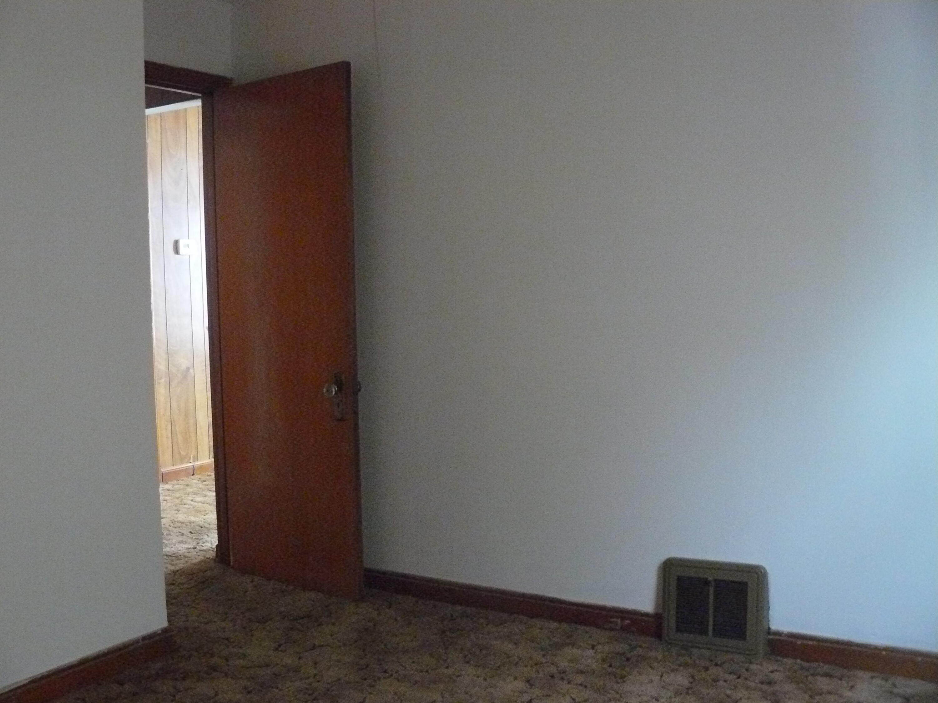 5224 North 47th Street Milwaukee, WI 53218 - Photo 17 of 24 (1) Bedroom #1