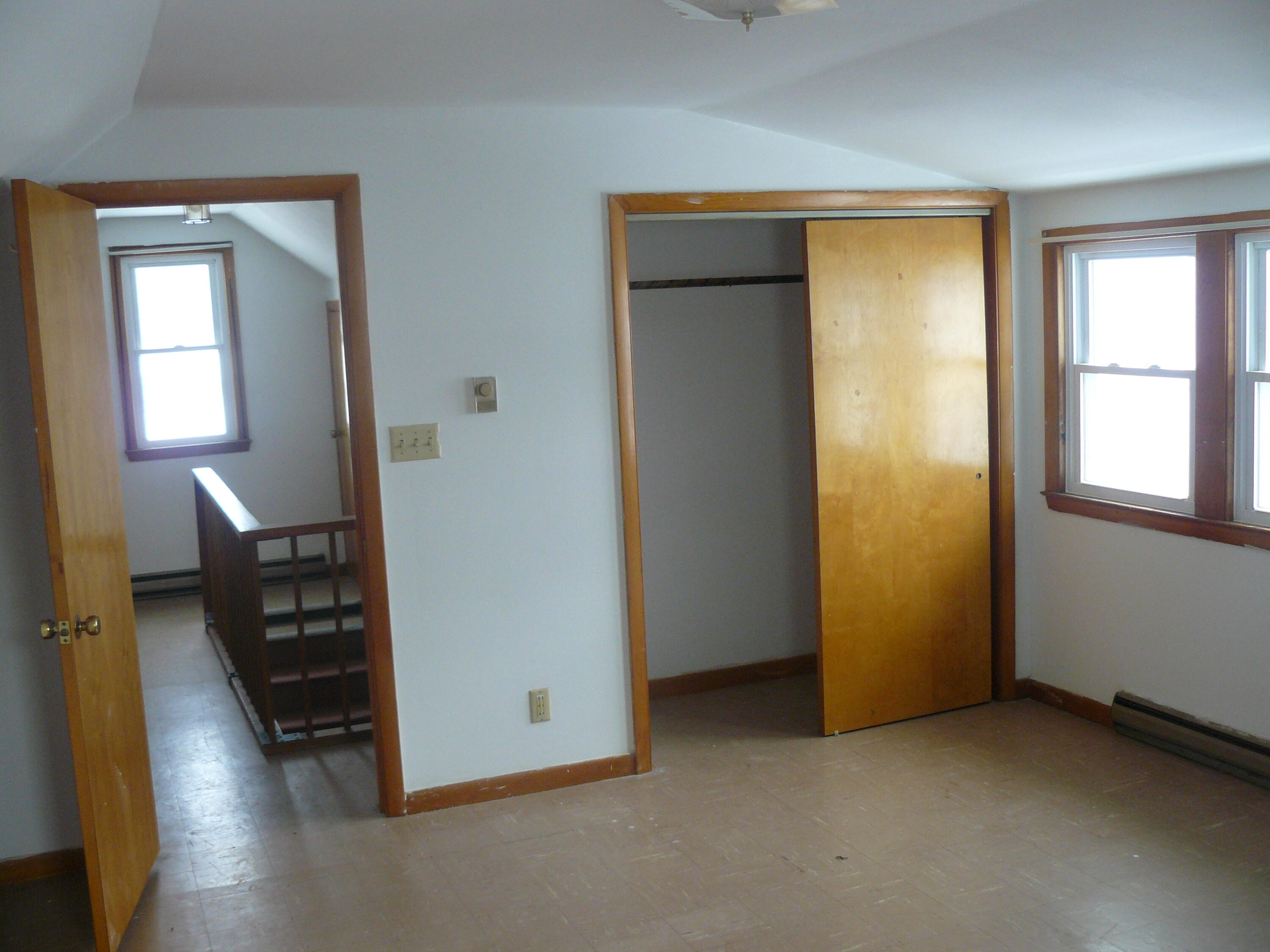 5224 North 47th Street Milwaukee, WI 53218 - Photo 19 of 24 (5) - Bedrm #3 upstairs