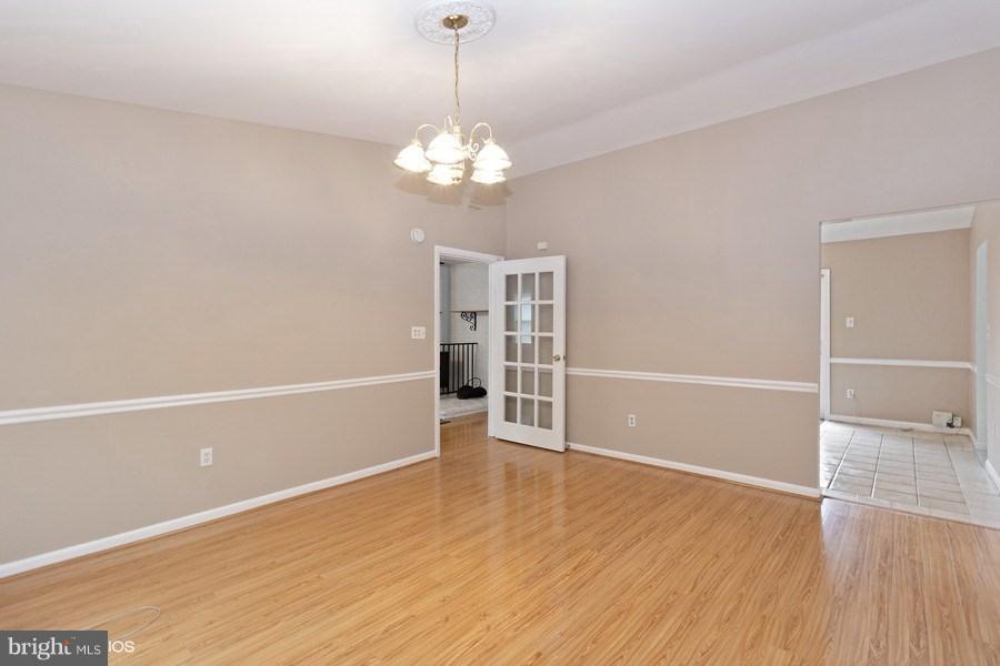 8313 Shady Spring Drive Gaithersburg, MD 20877 - Photo 6 of 10 Family room