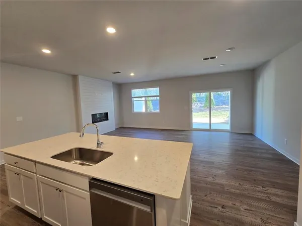$2,200 | 7345 Mulberry Trace Lane, Hoschton, GA 30548
