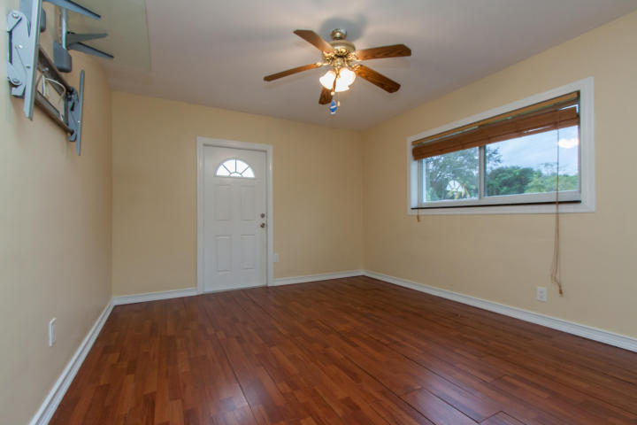 2222 Northwest 3rd Court Boca Raton, FL 33431 - Photo 4 of 13 20160110032400456957000000-o-2