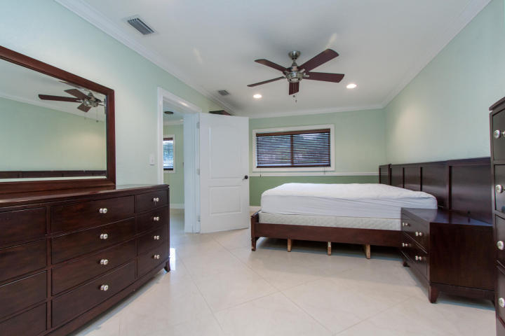 2222 Northwest 3rd Court Boca Raton, FL 33431 - Photo 7 of 13 20160110032423080565000000-o-2