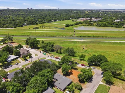 $395,000 | 5317 Redbud Lane, Fort Worth, TX 76114