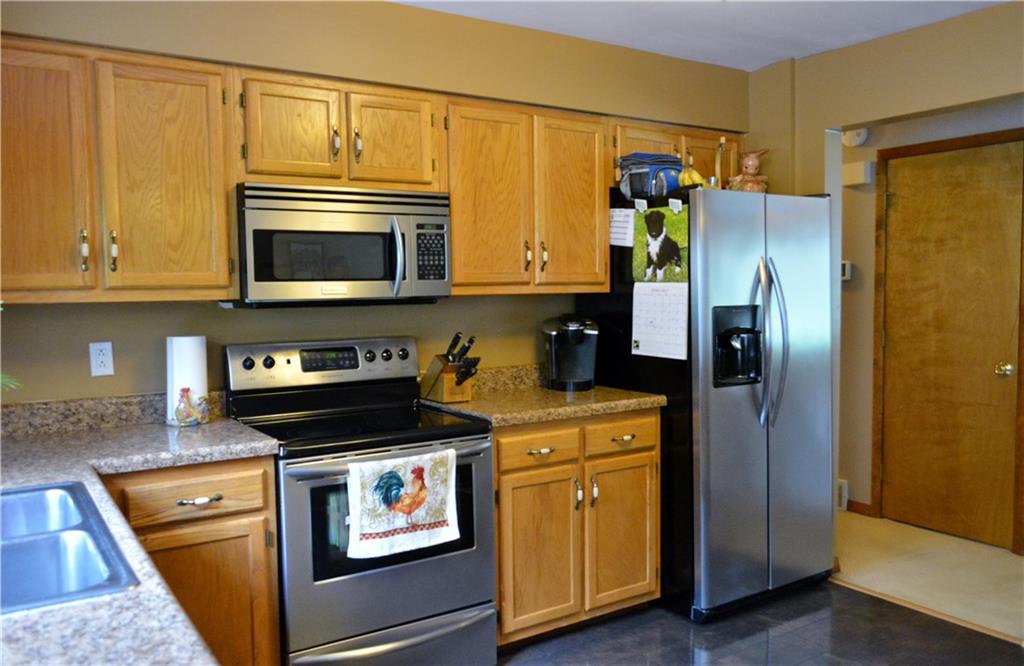 215 Ridge Road Butler, PA 16001 - Photo 6 of 25 Gallery Image 6