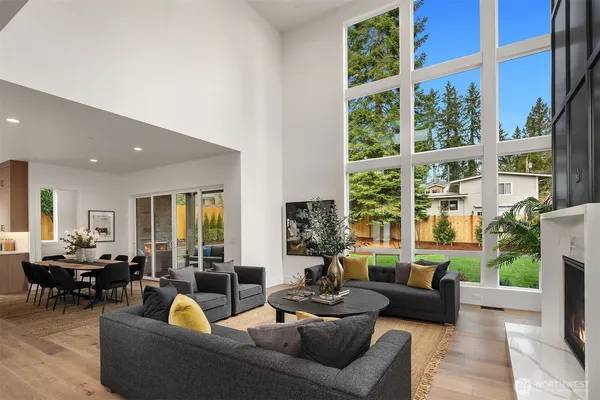 $3,900,000 | 16544 Southeast 28th Street, Bellevue, WA 98008