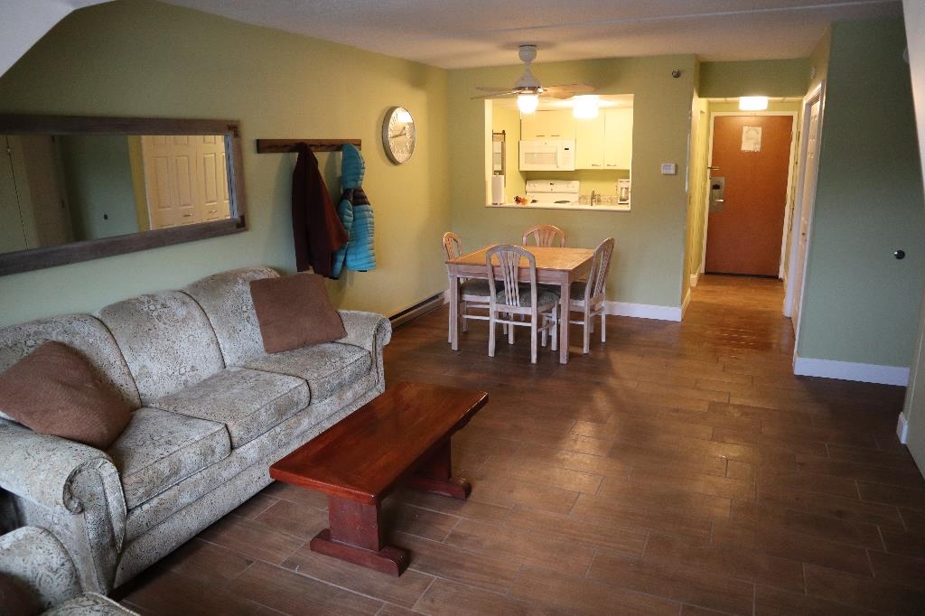 28 Packard's Road, Unit 625 Waterville Valley, NH 03215 - Photo 2 of 19
