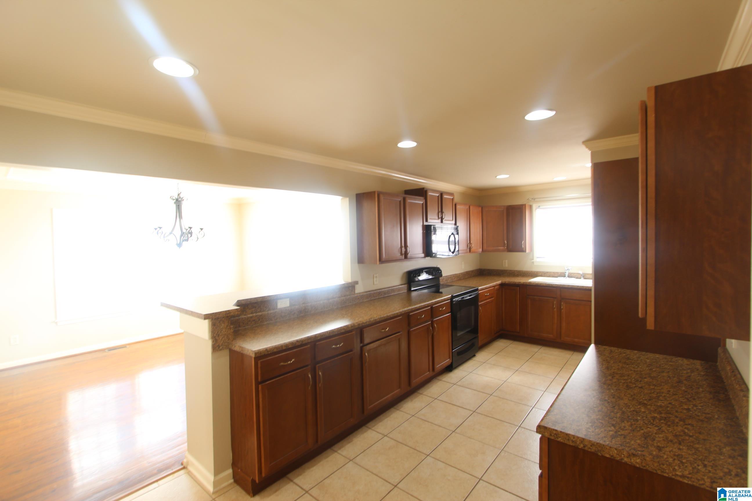 1300 Southwest 17th Way Birmingham, AL 35211 - Photo 10 of 25
