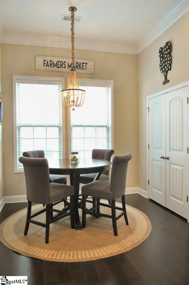 446 Bucklebury Road Greer, SC 29651 - Photo 8 of 27 Gallery Image 8