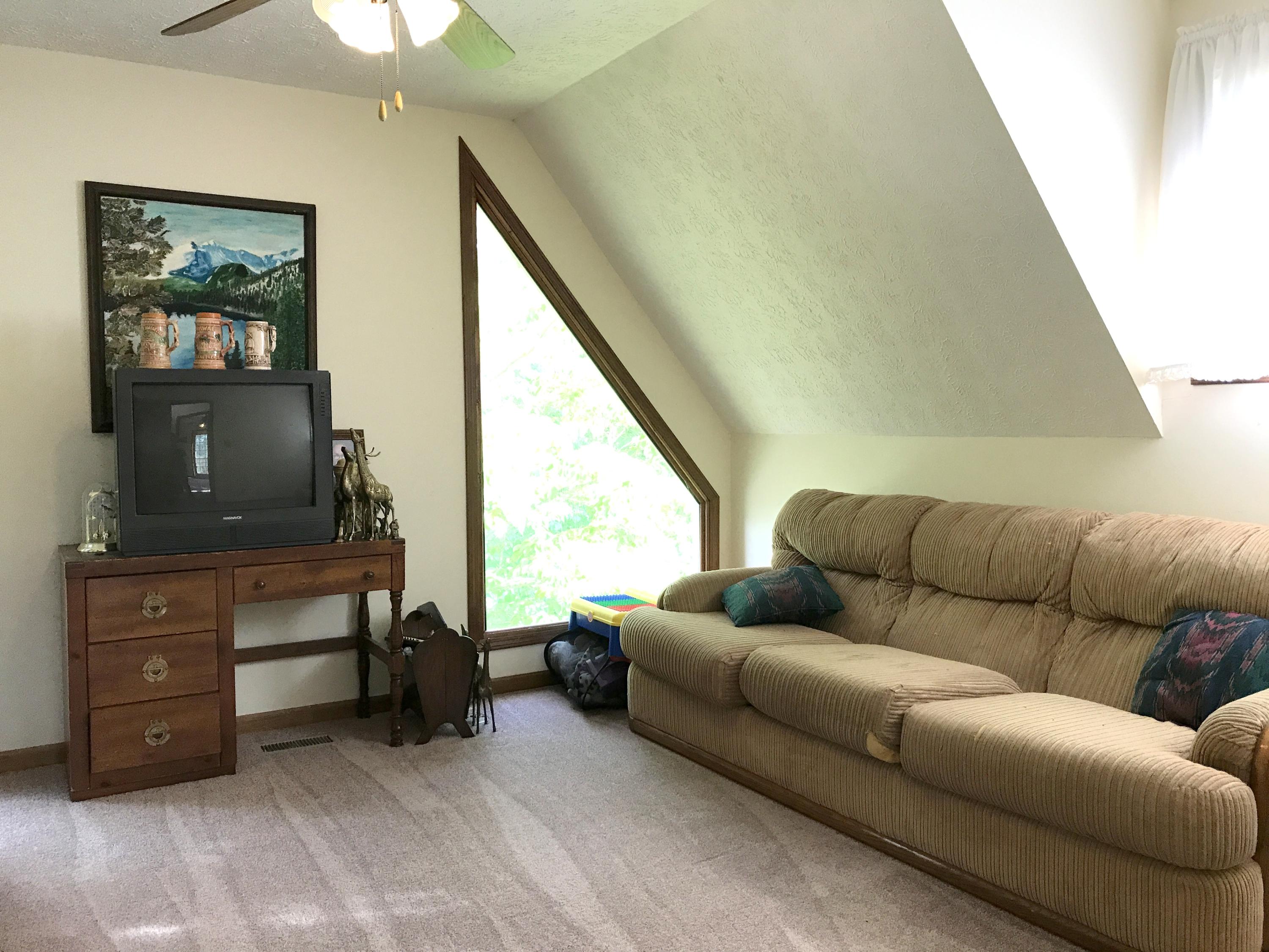 241 White Rock Road Jacksboro, TN 37757 - Photo 7 of 13 Bedroom #3