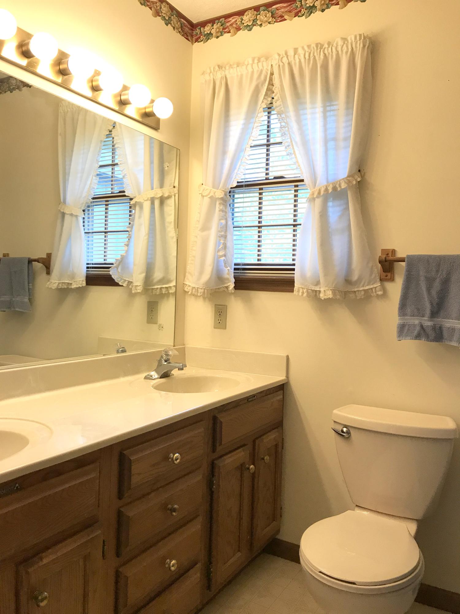 241 White Rock Road Jacksboro, TN 37757 - Photo 10 of 13 Master Bathroom