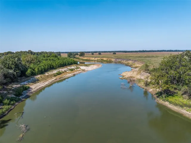 $824,999 | 21 East ( /- 69.227 Acres) Midway Tx 75852, Midway, TX 75852