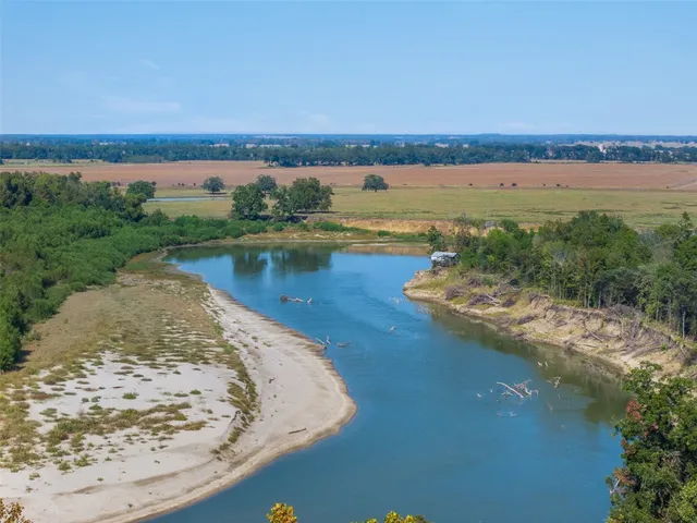 $824,999 | 21 East ( /- 69.227 Acres) Midway Tx 75852, Midway, TX 75852