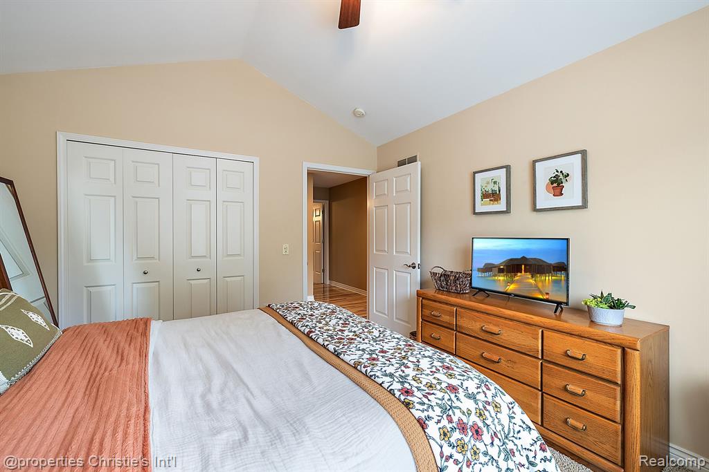 3654 McComb Drive Rochester Hills, MI 48307 - Photo 46 of 49