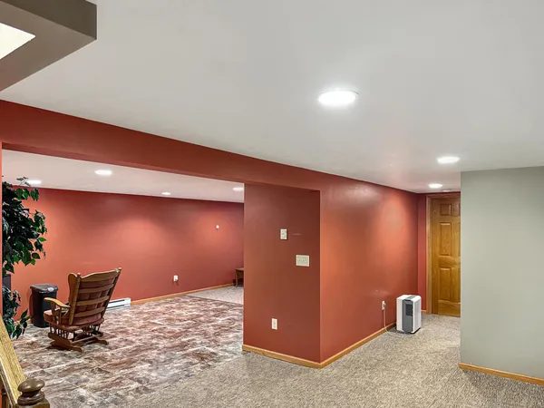 $310,000 | 3033 Redwood Avenue, Slayton, MN 56172