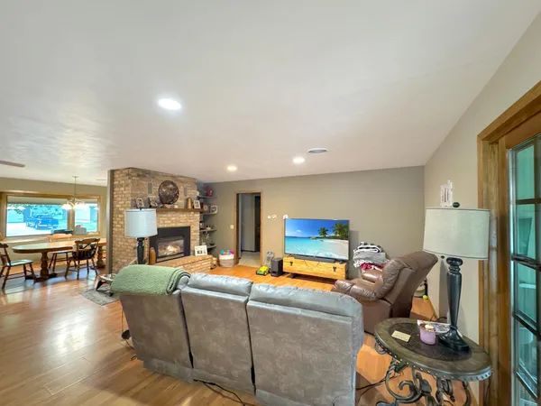 $310,000 | 3033 Redwood Avenue, Slayton, MN 56172