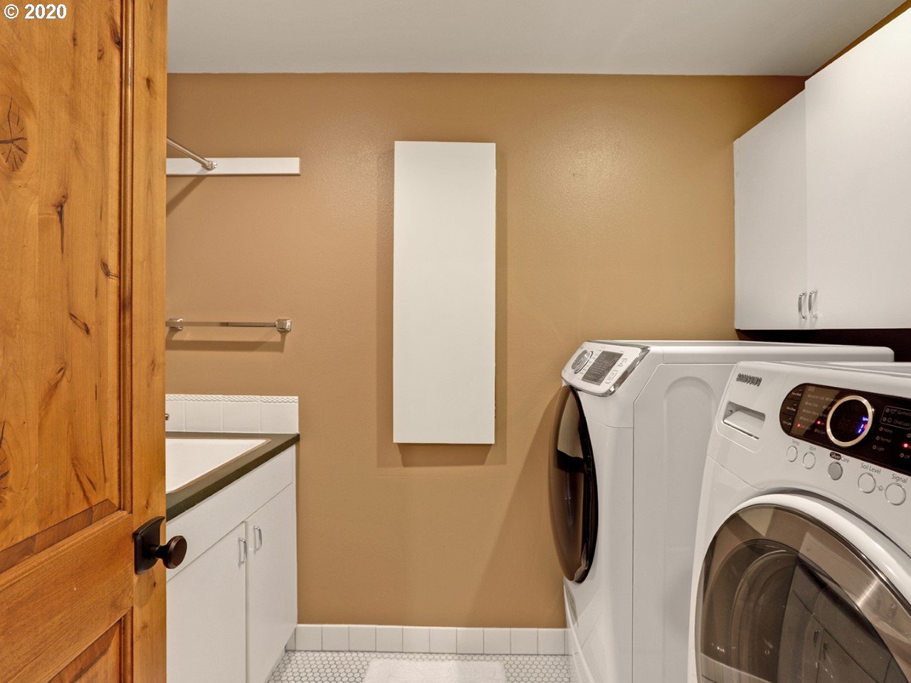 4831 Southwest Hamilton Street Portland, OR 97221 - Photo 17 of 26 Gallery Image 17