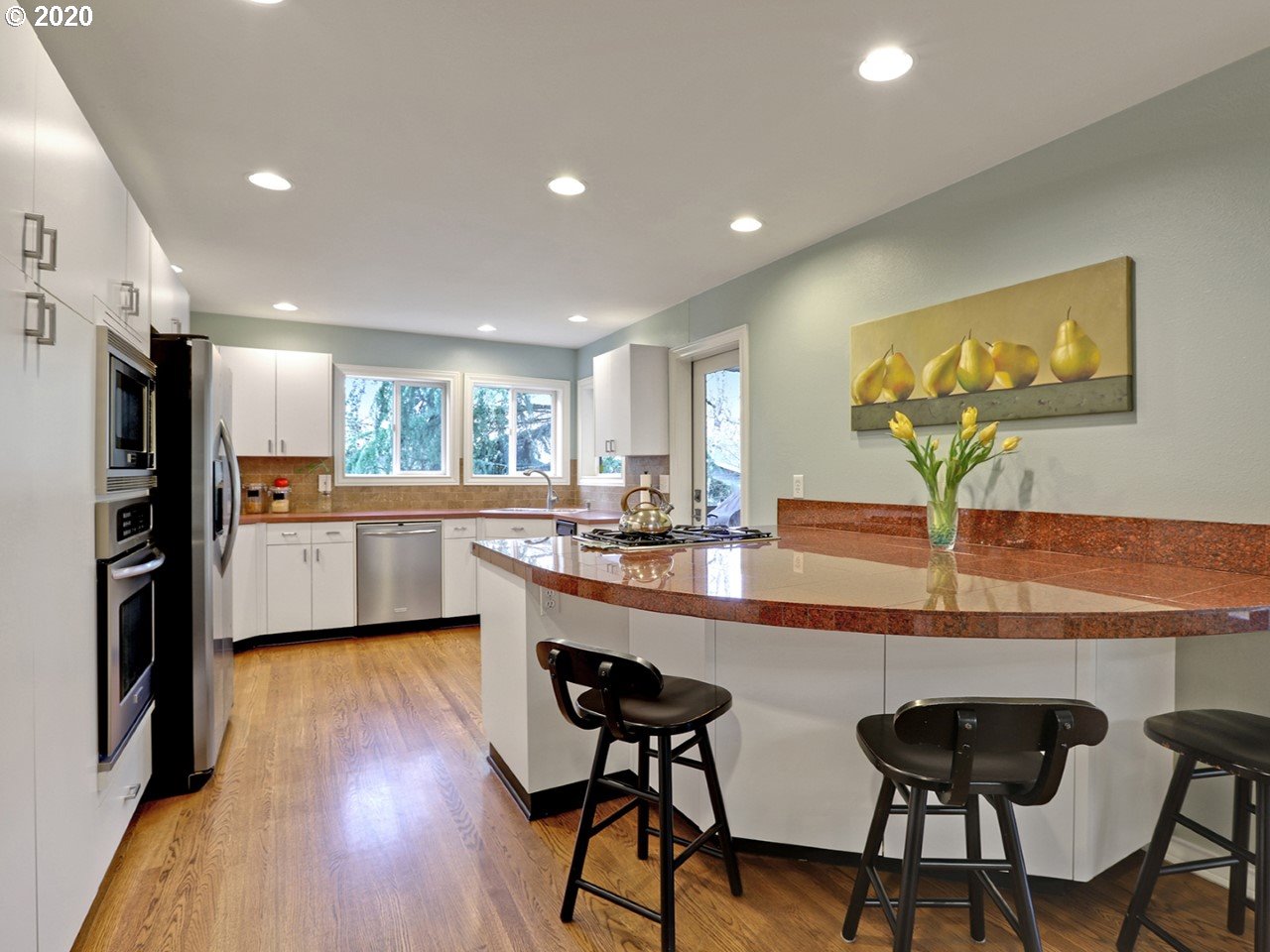 4831 Southwest Hamilton Street Portland, OR 97221 - Photo 9 of 26 Gallery Image 9