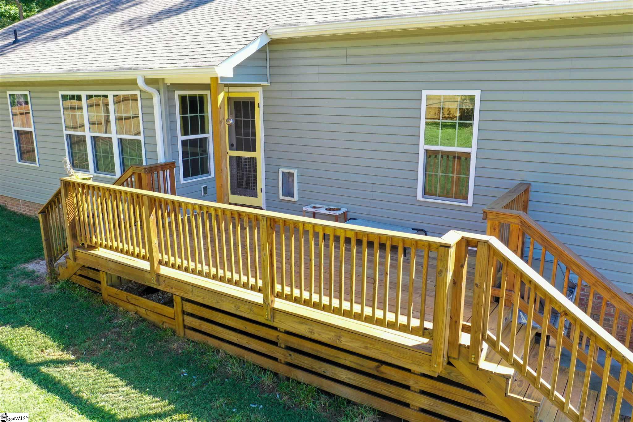 340 Burgess School Road Pelzer, SC 29669 - Photo 5 of 36