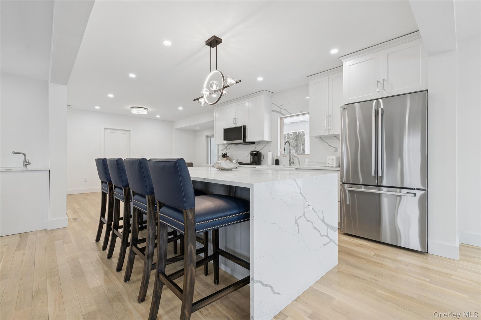10 Sagamore Road Hampton Bays, NY 11946 - Photo 7 of 41