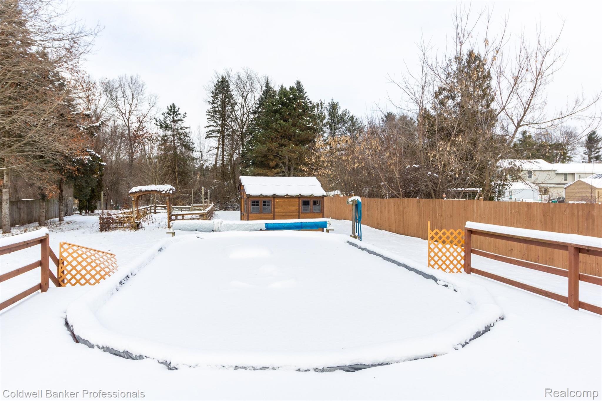 2820 Buckner Road Lake Orion, MI 48362 - Photo 40 of 74 Gallery Image 40
