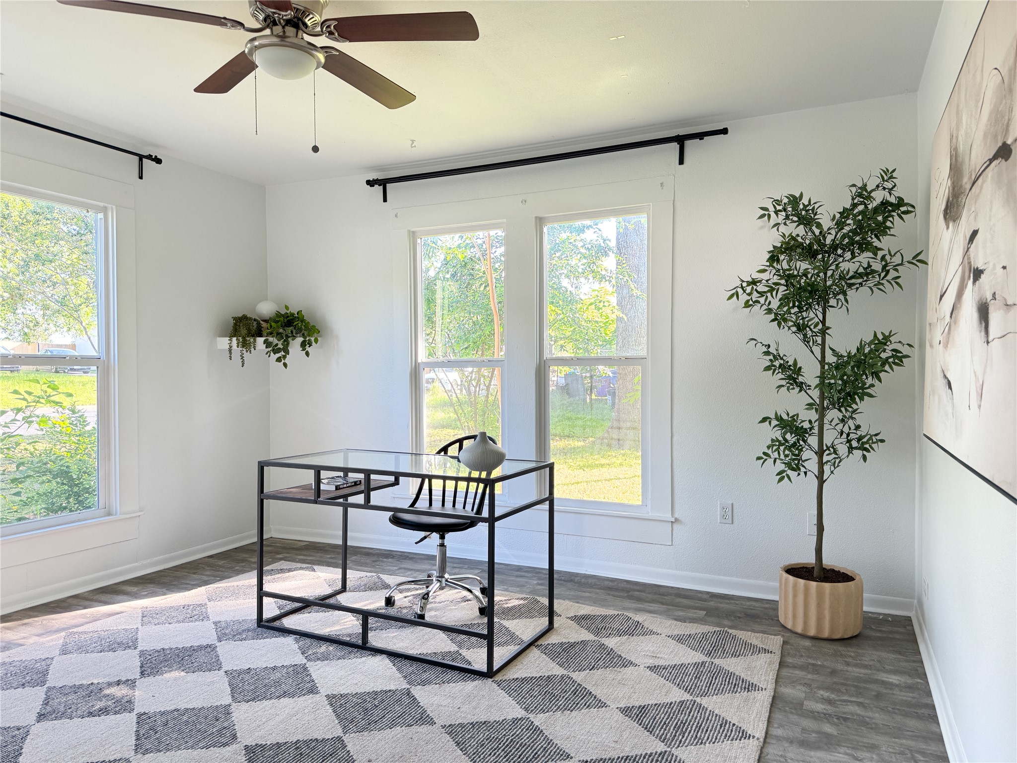 302 East Brenham Street Elgin, TX 78621 - Photo 21 of 38