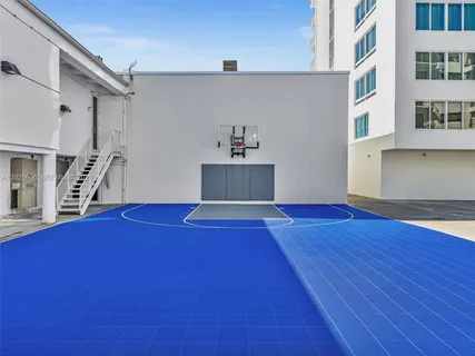 $570,000 | 5401 Collins Avenue, Unit 107, Miami Beach, FL 33140