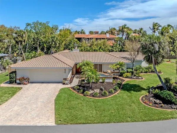 $854,000 | 603 4 Bays Drive, Nokomis, FL 34275