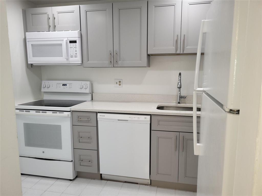 3720 Inverrary Drive, Unit 2I Lauderhill, FL 33319 - Photo 13 of 22 Kitchen 3720