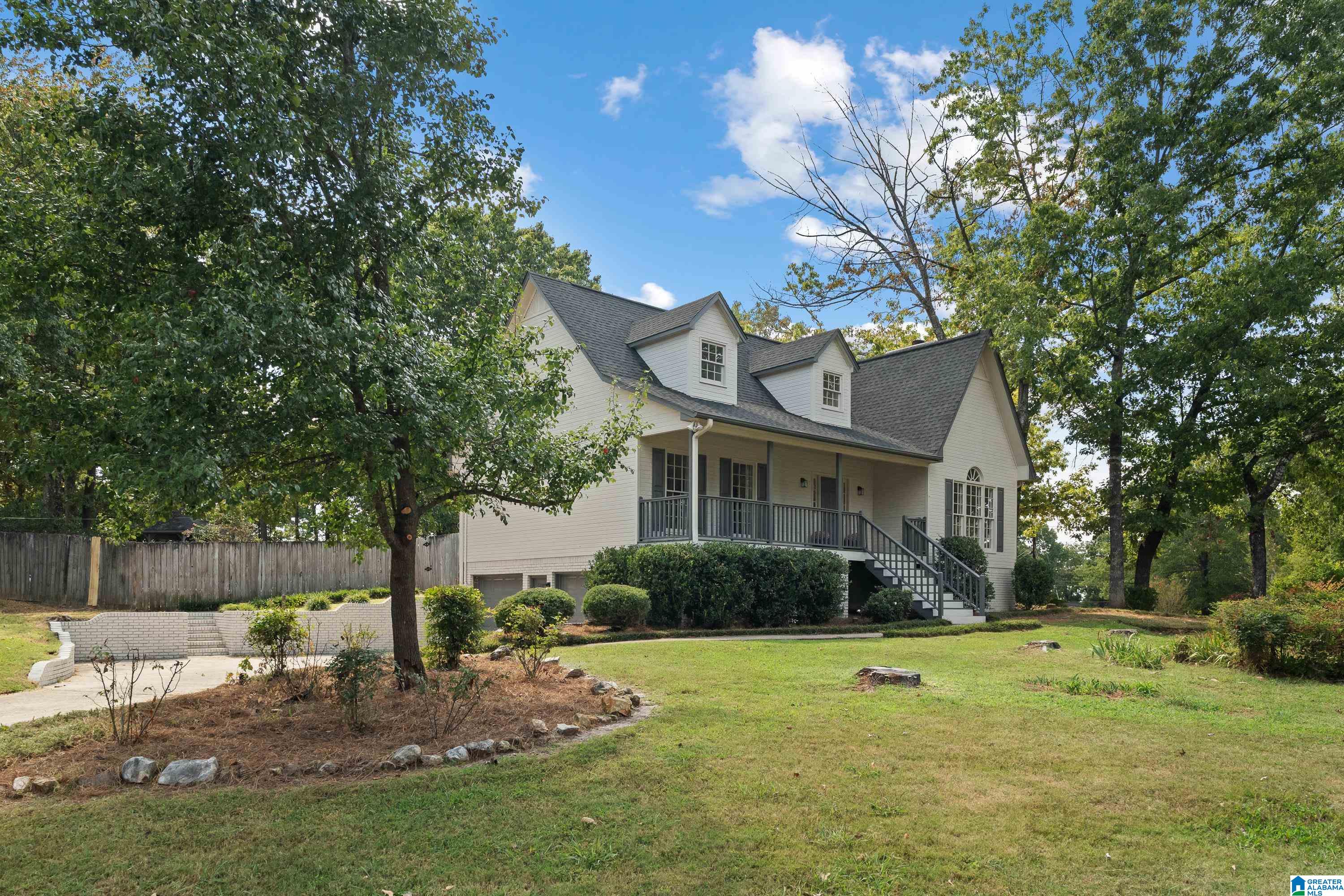 1121 Colonial Drive Alabaster, AL 35007 - Photo 2 of 56