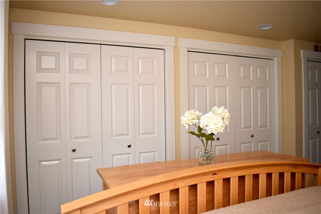 2605 Rucker Avenue, Unit 201 Everett, WA 98201 - Photo 18 of 23