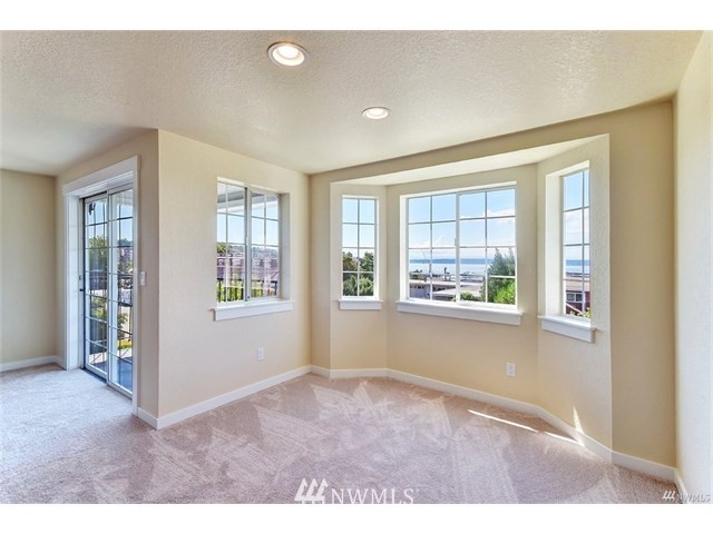 2605 Rucker Avenue, Unit 201 Everett, WA 98201 - Photo 20 of 23
